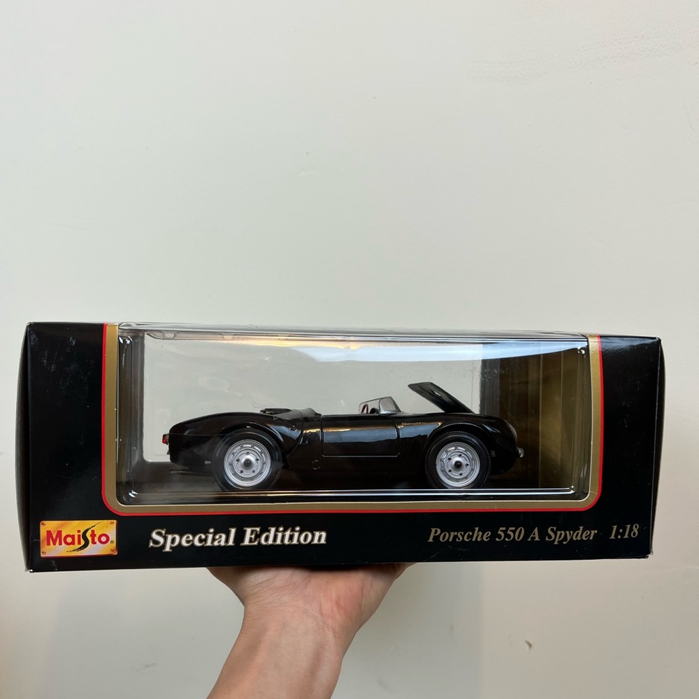 Porsche 550 A Spyder by Maisto